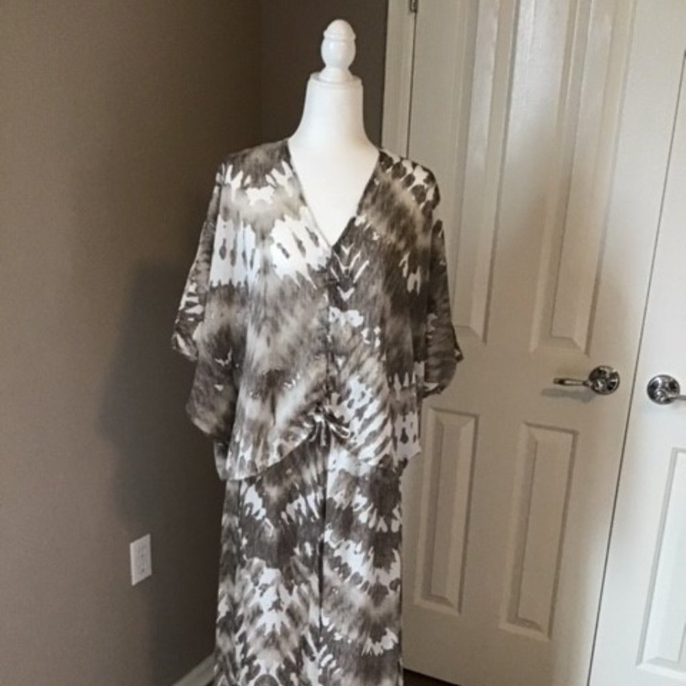 bryn Walker - Ruched Shirt - Medium - Tan-White